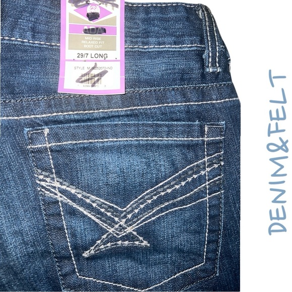 CINCH Denim Women's Ada Mid Rise Relaxed Fit Boot Cut Jeans - Dark Stonewash|NWT - Picture 5 of 6